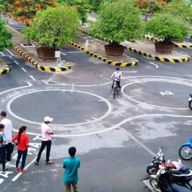 HỌC LÁI XE HẠNG A